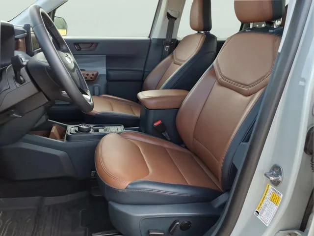 Used 2024 Gray Ford LARIAT image 19