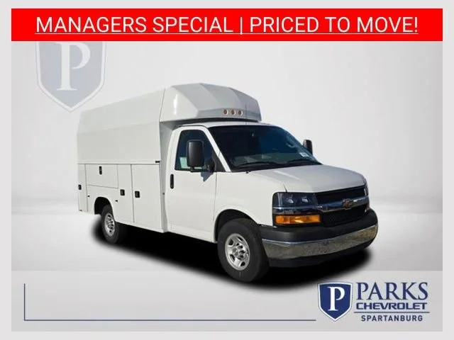 2025 Chevrolet Express 3500 139" WB's photo