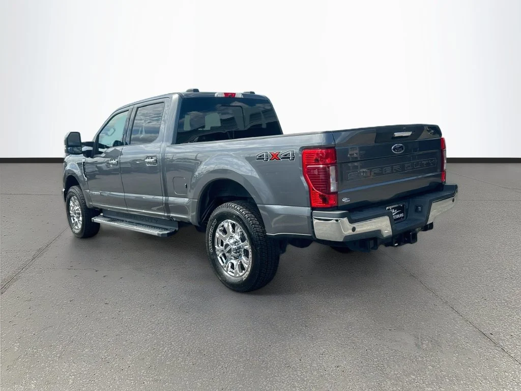 Used 2022 Gray Ford Lariat image 5