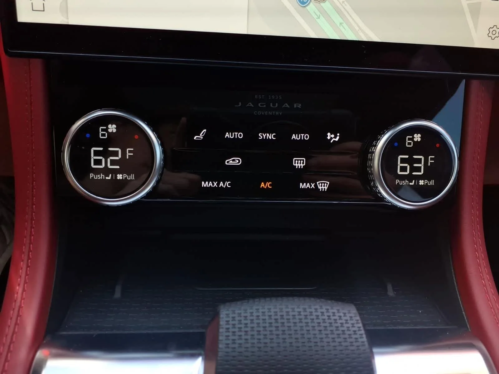 Certified Used 2022 Fuji White Jaguar SVR image 15