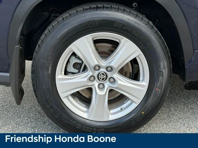 Used 2023 Blue Toyota L image 10