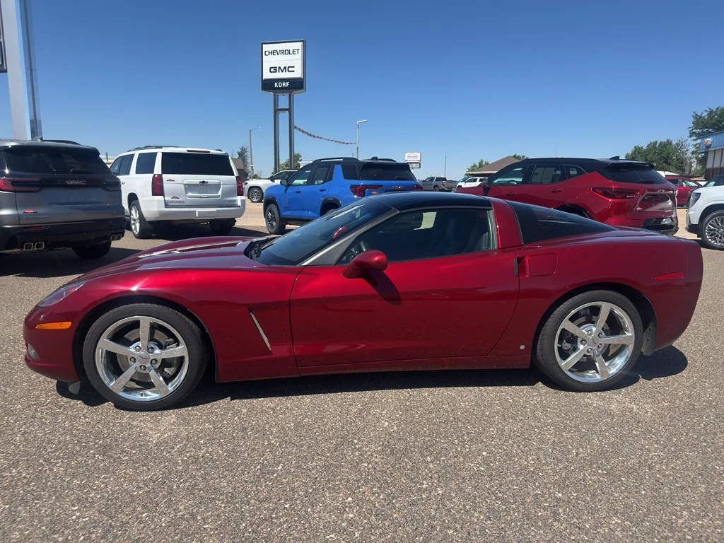 Used 2007 Monterey Red Met Tintcoat Chevrolet Base image 1