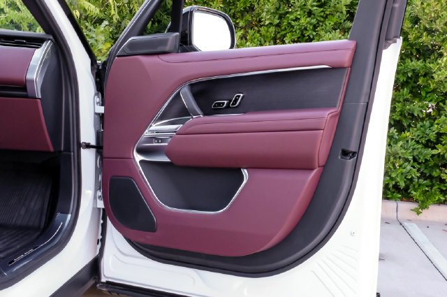 2026 Land Rover Range Rover SE - Photo 54