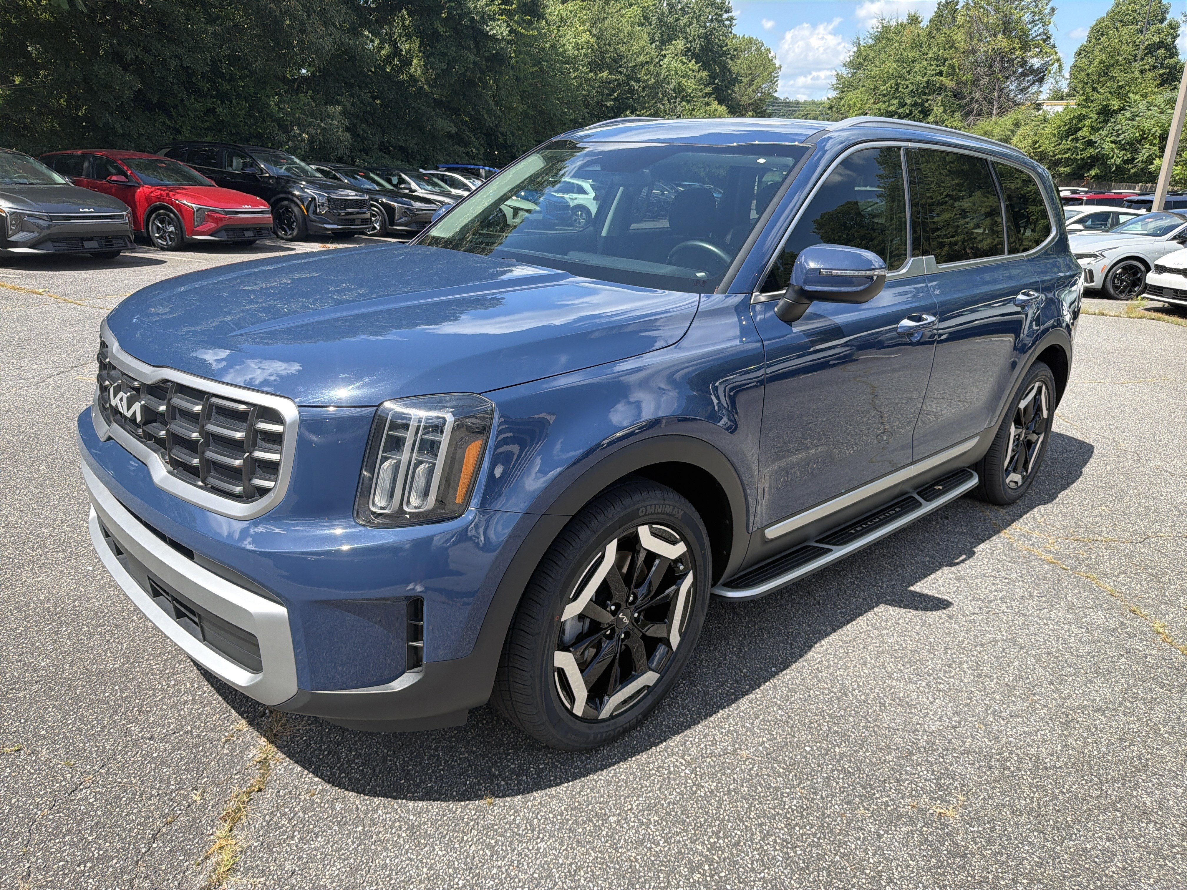 Certified Used 2023 Midnight Lake Blue Kia S image 3