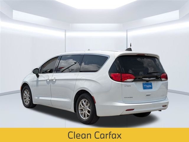 Used 2023 White Chrysler LX image 4