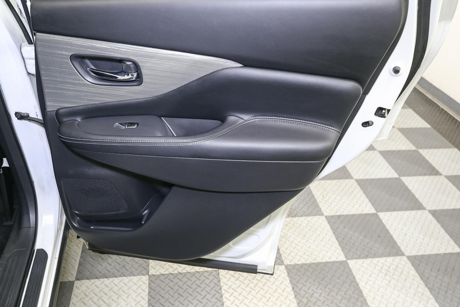 Used 2017 Pearl White Nissan SL image 26