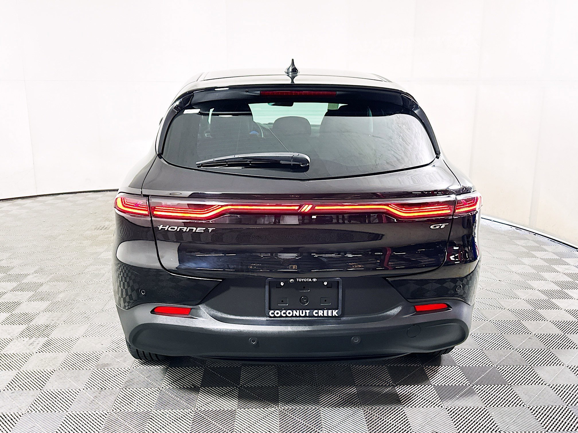 2024 Dodge Hornet thumbnail 6