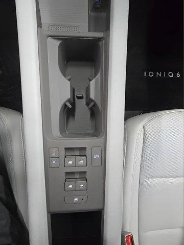 New 2025 Black Hyundai SEL image 28