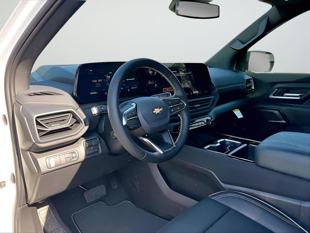 New 2026 Chevrolet Silverado EV LT 4D Crew Cab