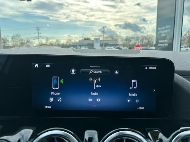 New 2026 Polar White Mercedes-Benz GLA 250 image 73