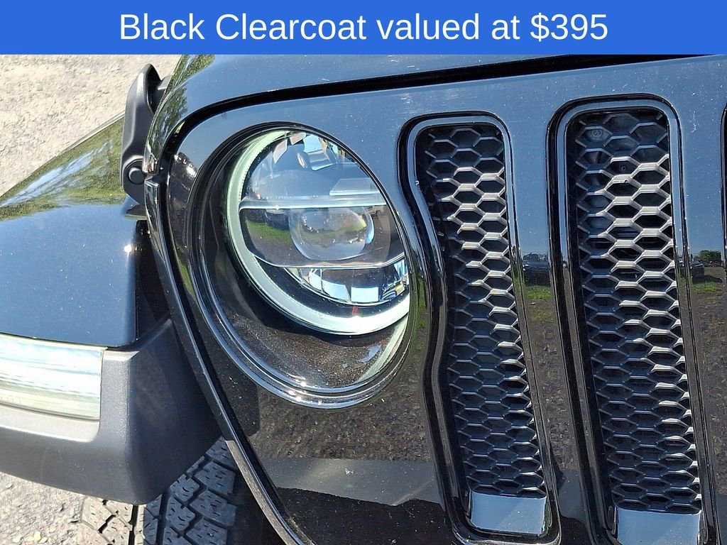 Used 2022 Black Jeep Sahara Altitude 4x4 image 9