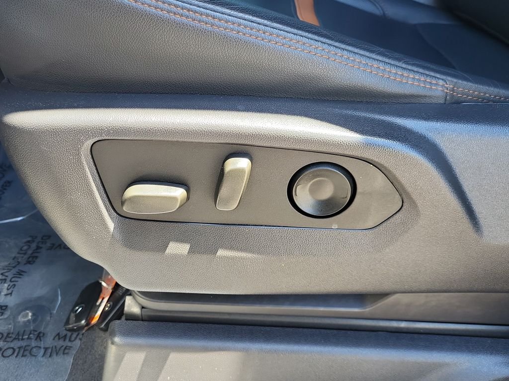Used 2024 Silver GMC AT4 image 14