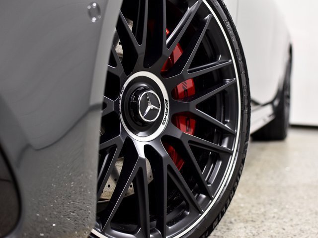New 2026 MANUFAKTUR Silicon Grey Mercedes-Benz S 63 E AMG® image 63