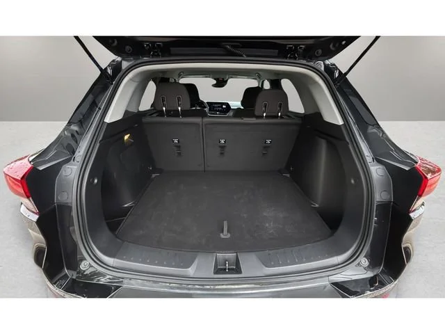 Used 2025 Mosaic Black Metallic Chevrolet LT image 30