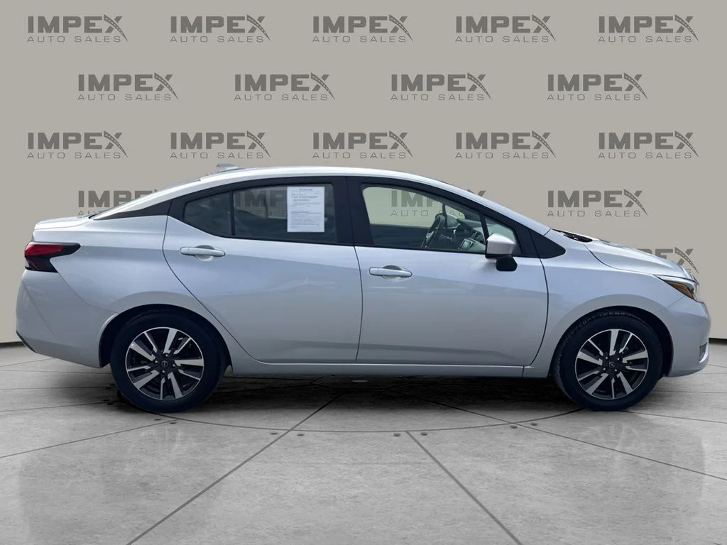 Used 2025 Silver Nissan 1.6 SV image 6