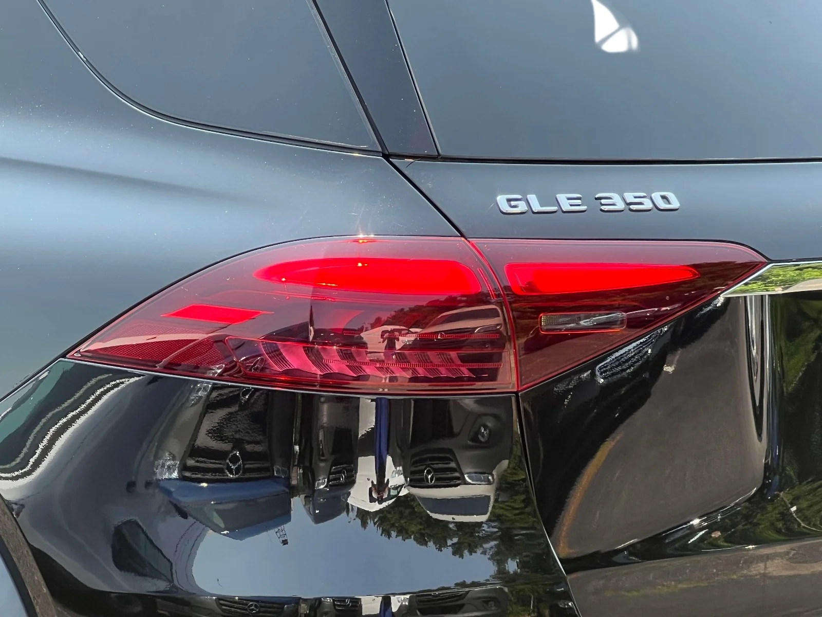 Certified Used 2024 Black Mercedes-Benz GLE 350 image 10