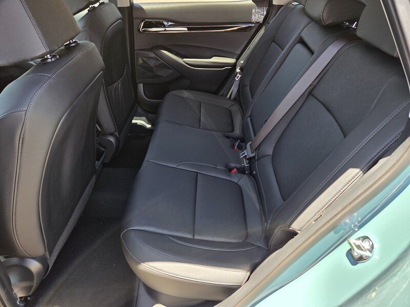 New 2026 Pluton Blue Kia EX image 8