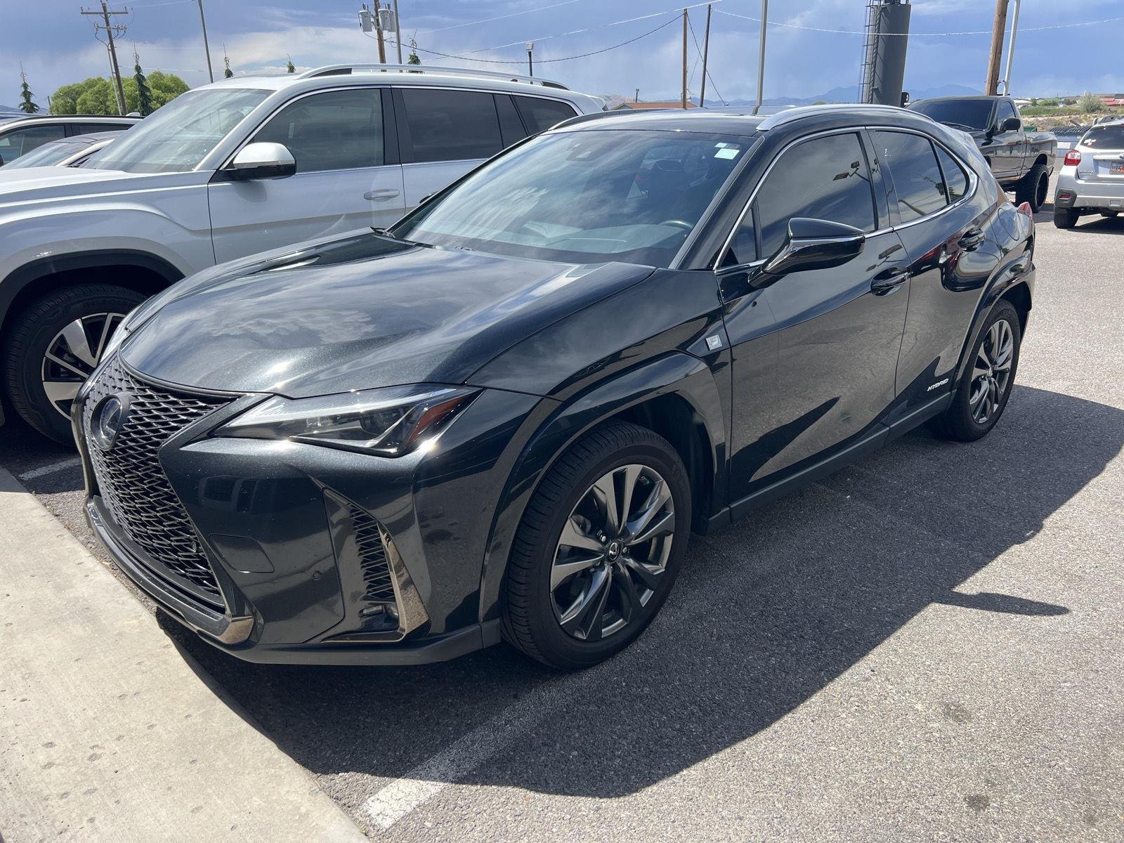 2022 Lexus UX 300h 250h F SPORT AWD's photo