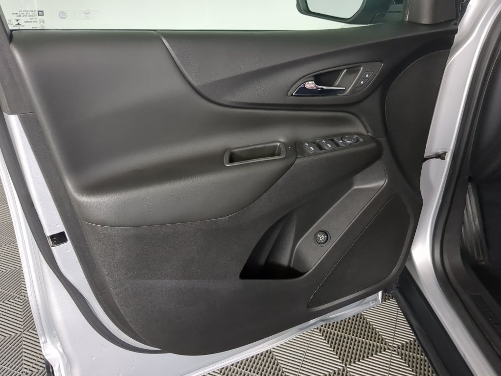 Used 2022 Silver Ice Metallic Chevrolet LT image 11