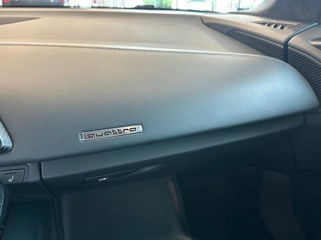 Used 2017 Daytona Gray Pearl Effect Audi V10 image 25