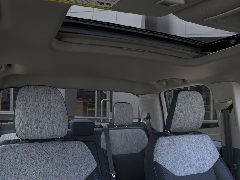 2025 Ford Maverick XLT - Photo 12
