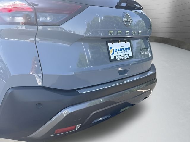 Used 2023 Gray Nissan SL image 24