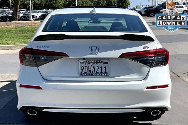 Used 2022 White Honda Si image 4