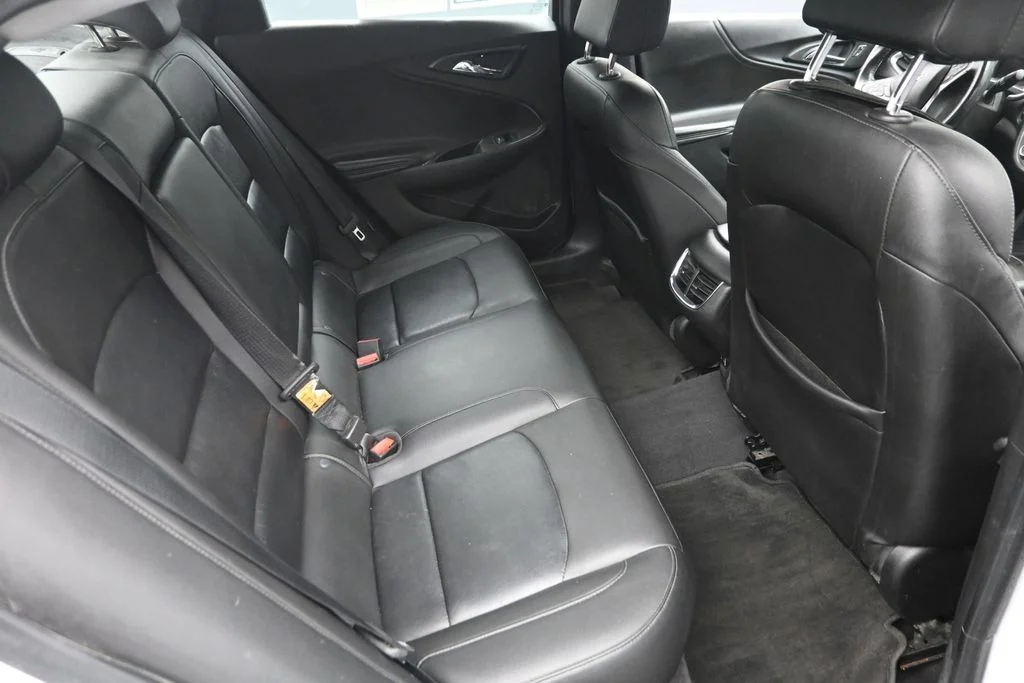 Used 2016 White Chevrolet LT image 10