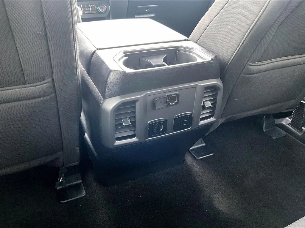 Used 2018 Black Ford XLT image 35
