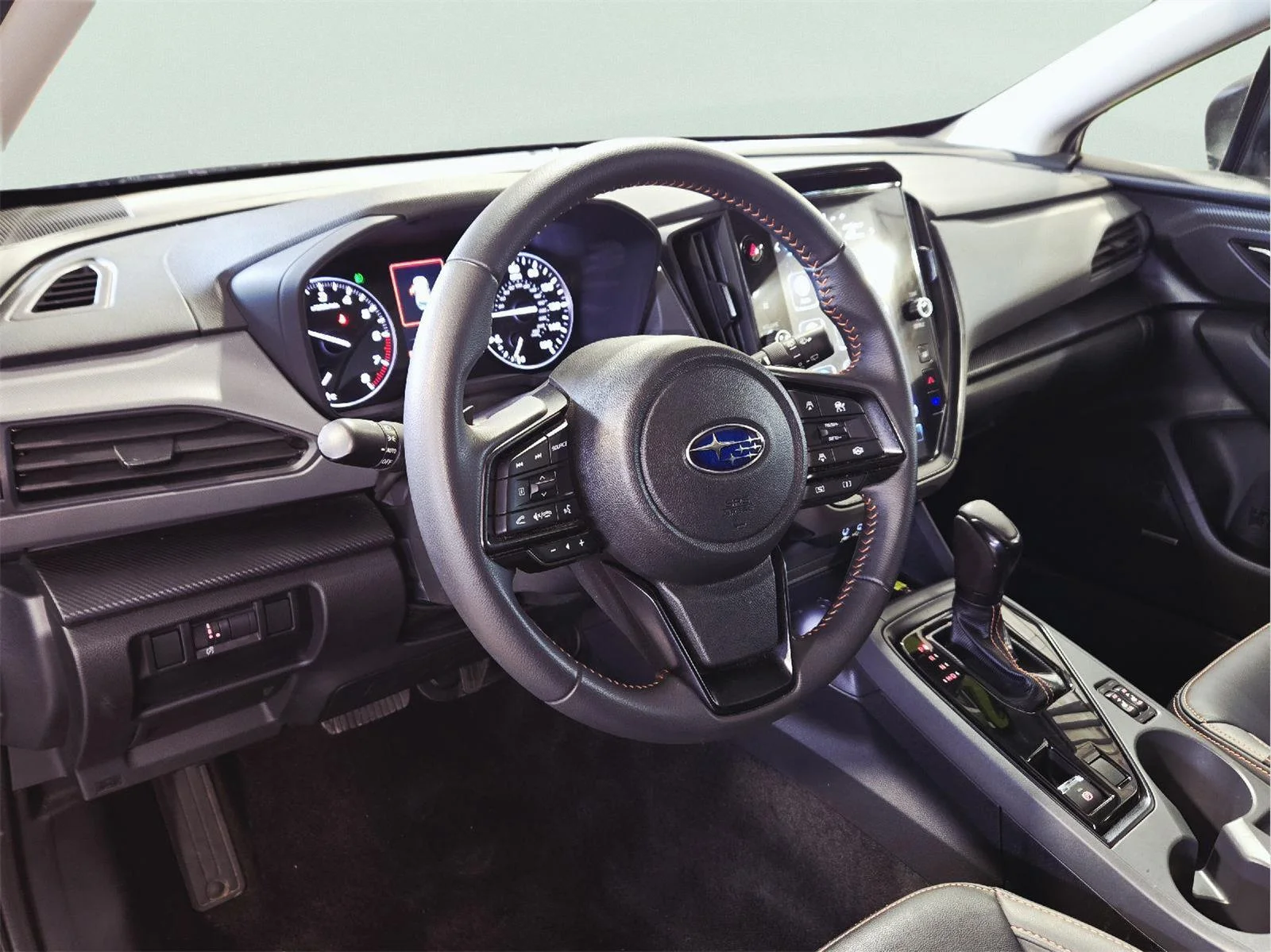 Used 2025 Magnetite Gray Metallic Subaru Limited image 11
