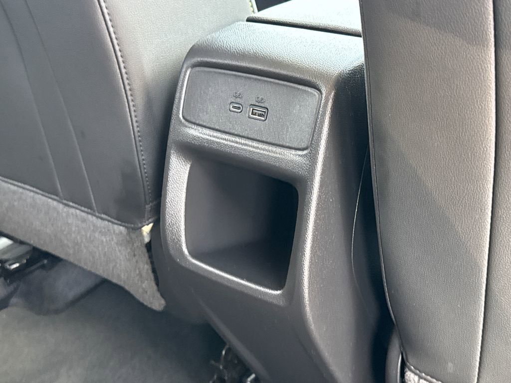 Used 2025 Mosaic Black Metallic Chevrolet LT image 19