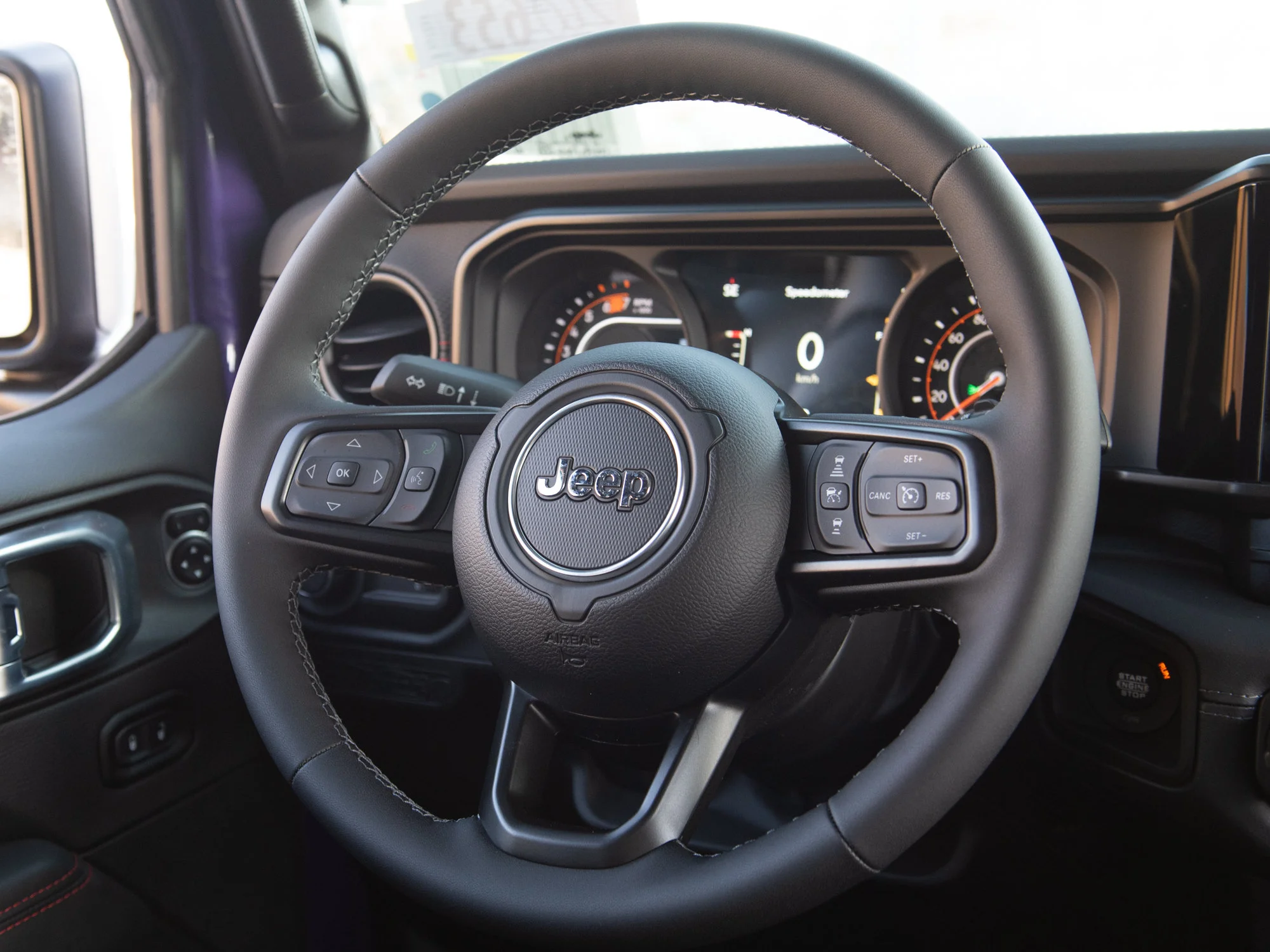 New 2026 reign Jeep Rubicon X* 4 Door 4x4, 35 Inch Tires, Steel Bumpers, Nappa Leather image 9