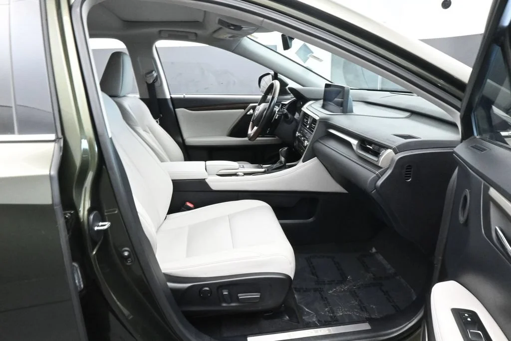 Used 2020 Green Pearl Lexus 350 image 43