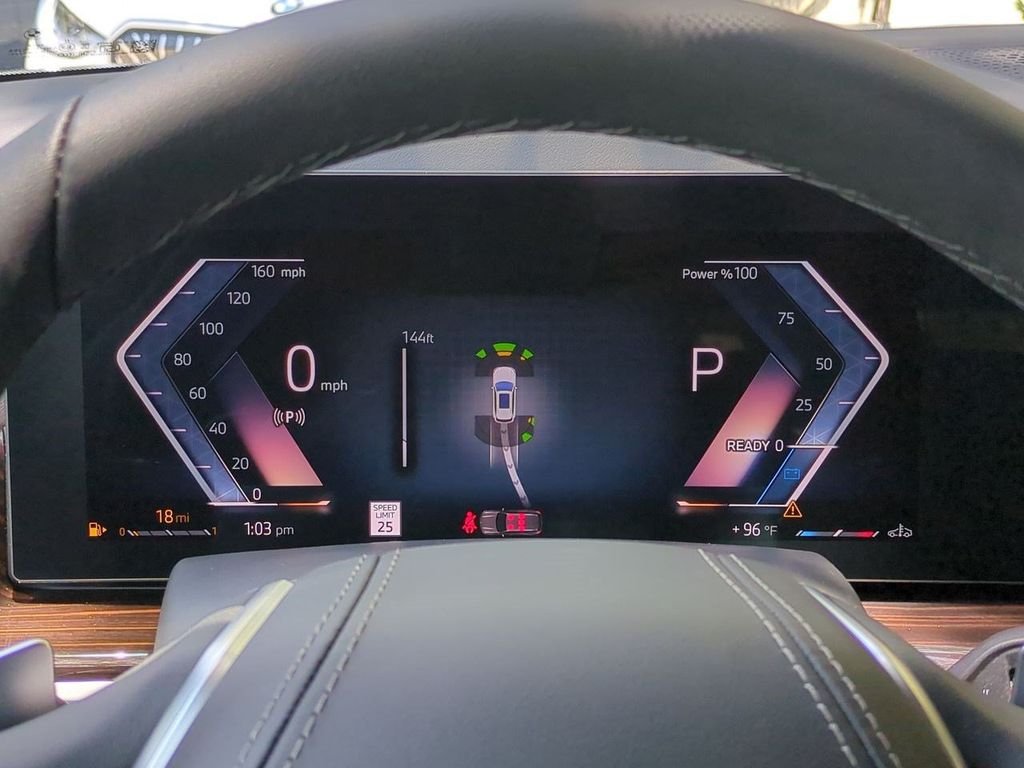 New 2026 White Metallic BMW xDrive40i image 27