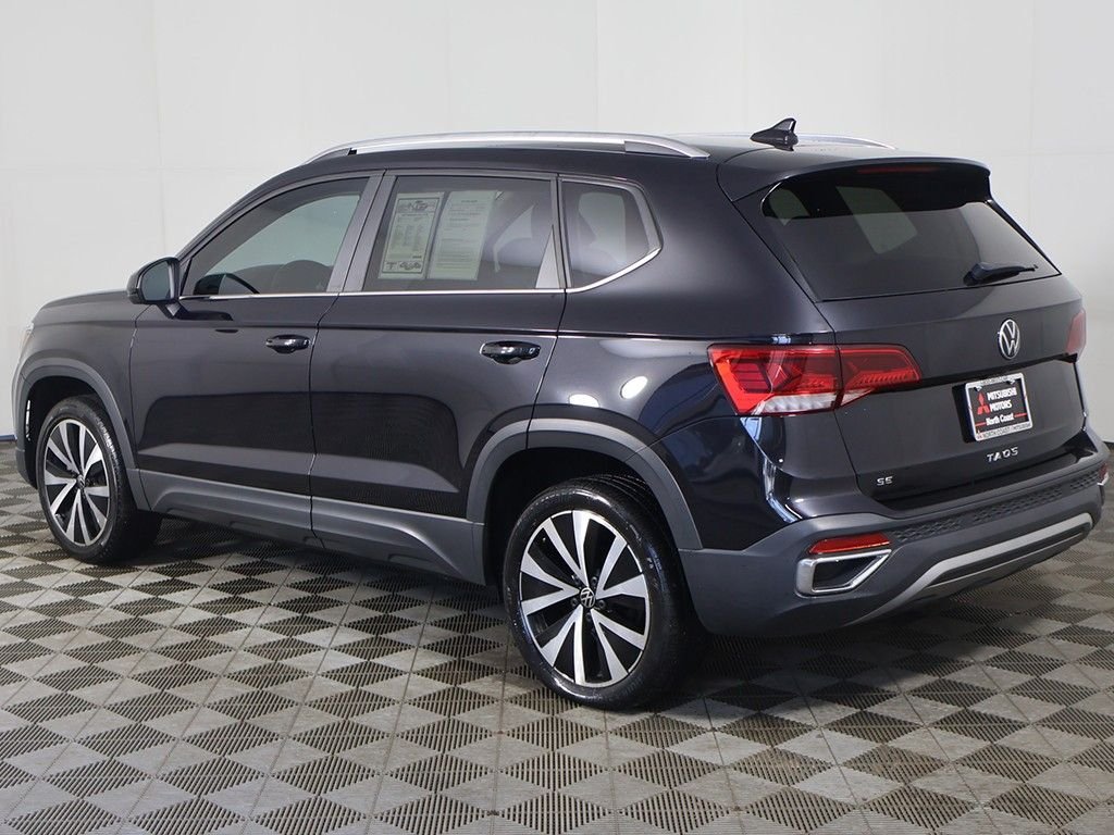 Used 2023 Black Volkswagen 1.5T SE image 9