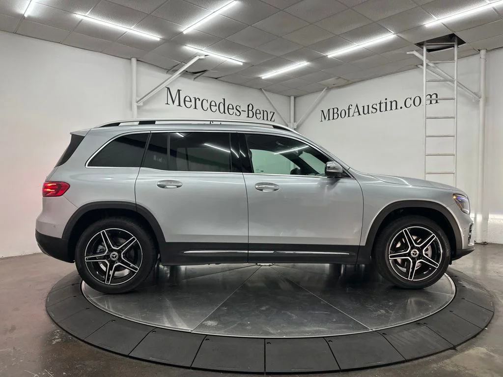 New 2026 Silver Mercedes-Benz GLB 250 image 8