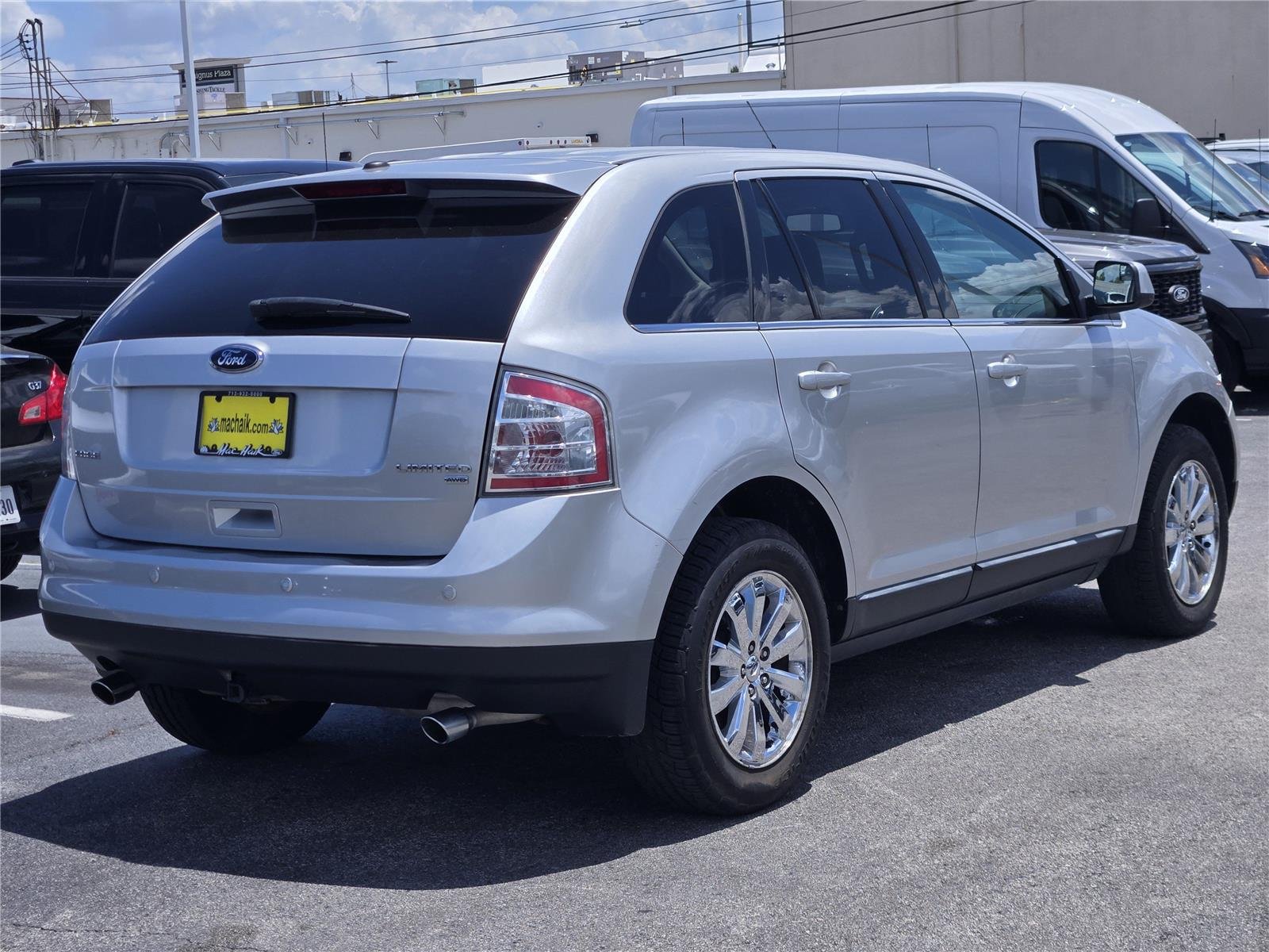 Used 2010 Ingot Silver Metallic Ford Limited image 8