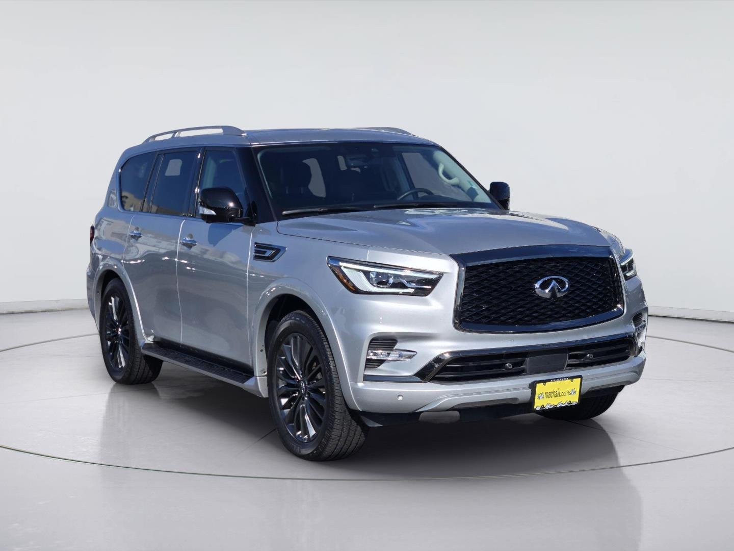 Used 2023 Liquid Platinum INFINITI PREMIUM SELECT image 3