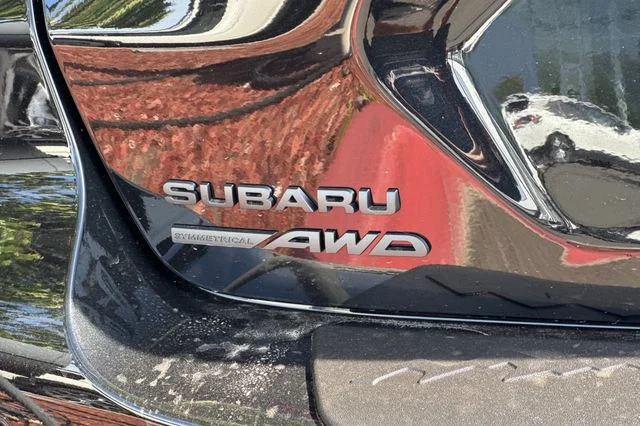 New 2026 CRYSTAL BLACK SILICA Subaru Limited image 23