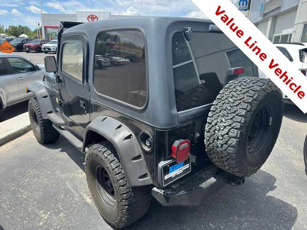 Used 2001 Black Jeep SE image 3