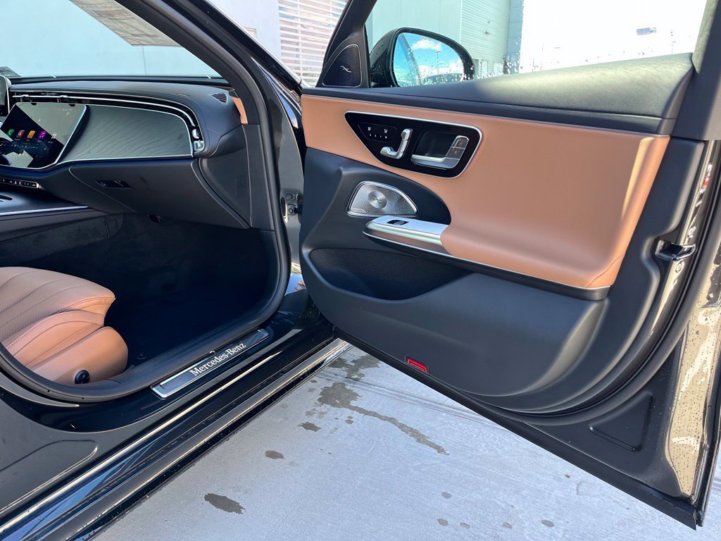 New 2027 Graphite Grey Metallic Mercedes-Benz E 350 image 49