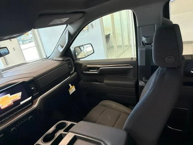 New 2026 Summit White Chevrolet LT image 20