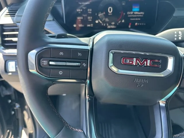 2025 GMC Acadia AT4 - Photo 15