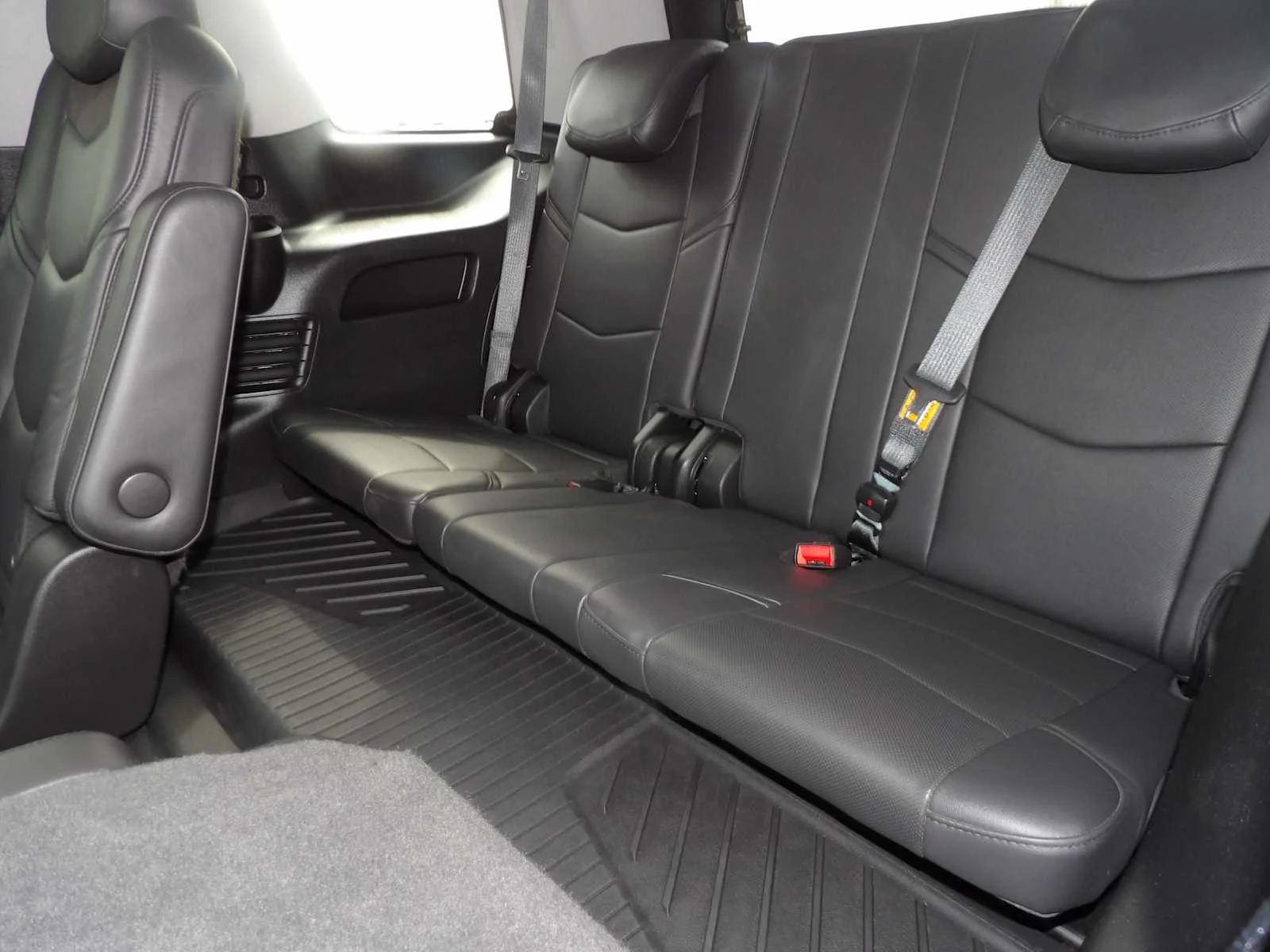 Used 2020 Black Cadillac Premium Luxury image 12
