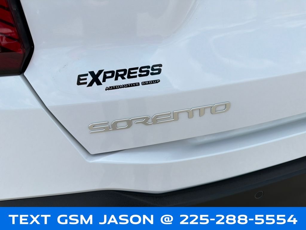 Used 2025 White Kia SX image 12
