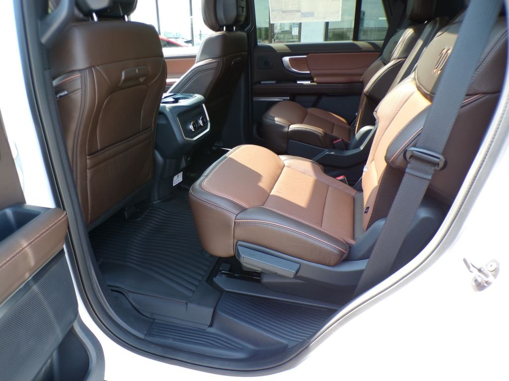 New 2026 Star White Metallic Tri-Coat Ford King Ranch® image 27
