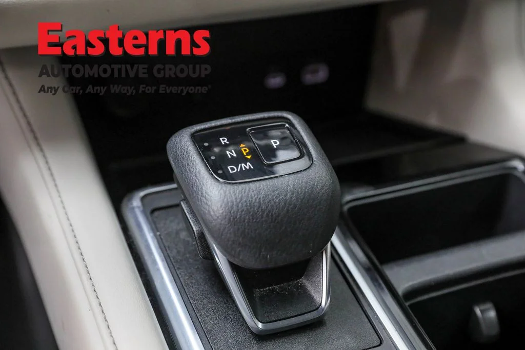 Used 2023 Gray Nissan SL image 12