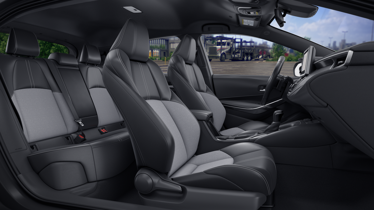 New 2026 Magnetic Gray Metallic with Midnight Black Metallic roof Toyota XSE image 20
