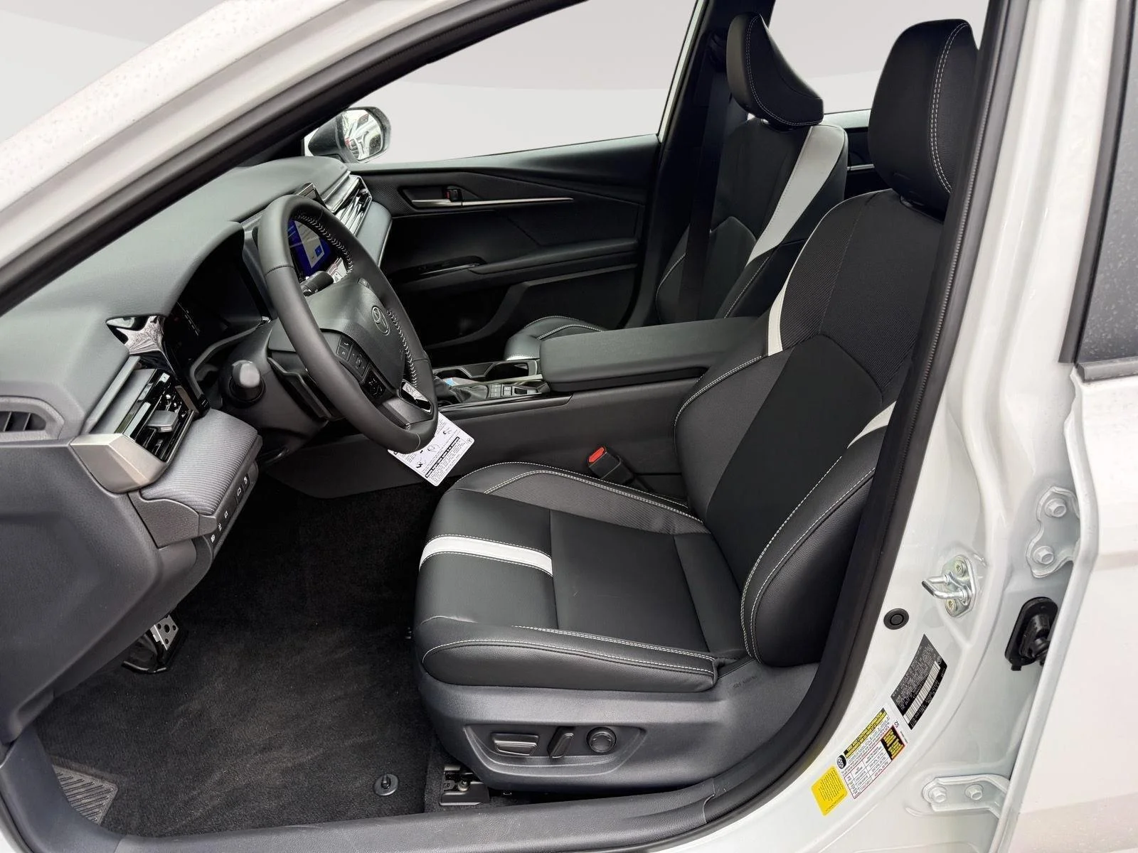 Certified Used 2026 Ice Cap Toyota SE image 24