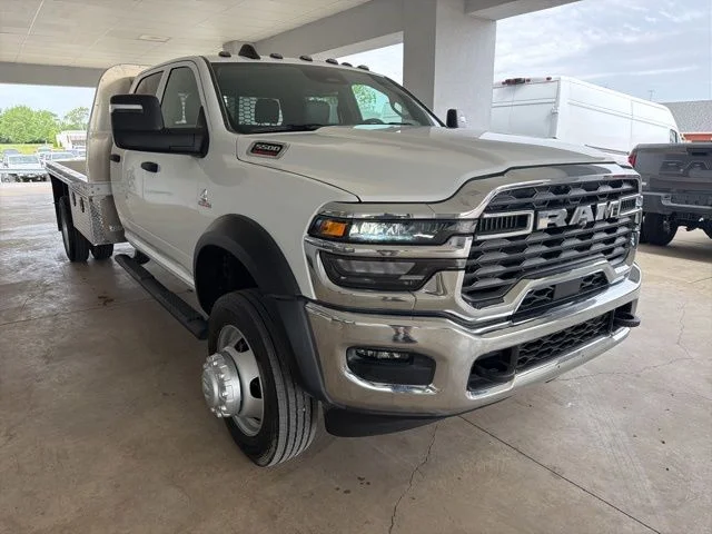 New 2026 Bright White Clear-Coat Exterior Paint RAM Tradesman image 6